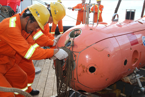 潜龙一号,潜器,多金属结核