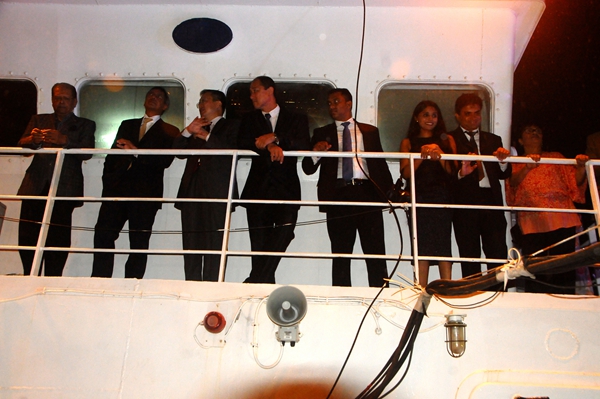 蛟龙,招待会,载人潜水器,毛里求斯,使馆